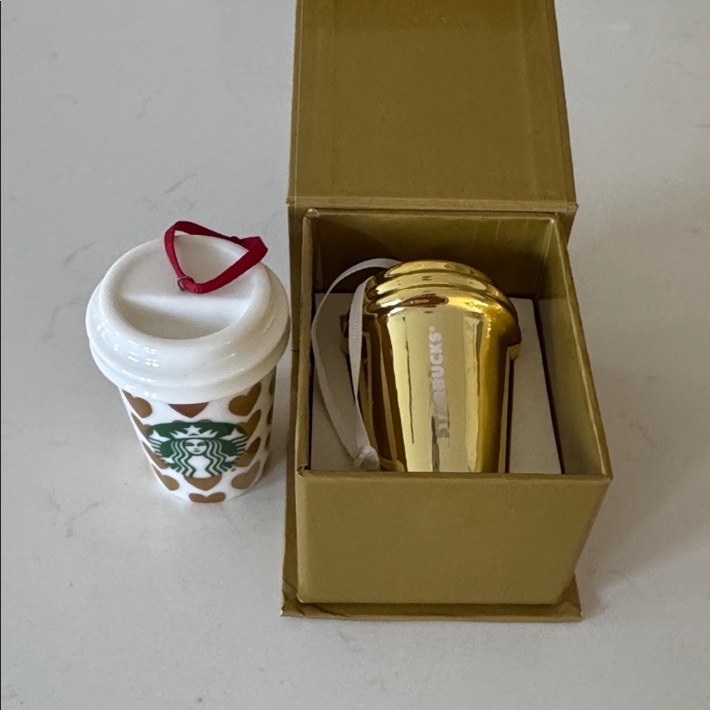 Starbucks Gold and White Ornament Duo 2015 ✨